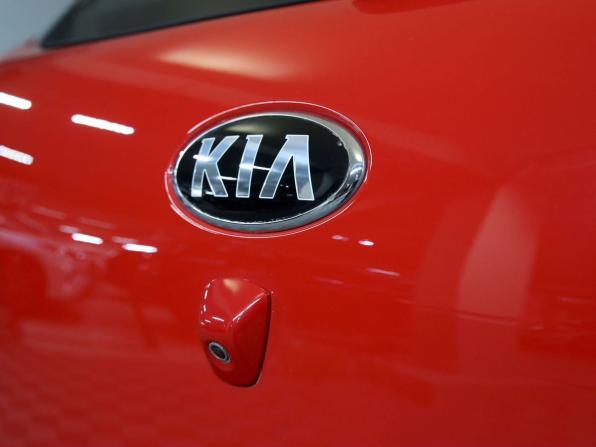 Kia Ceed II Рестайлинг с пробегом 2016 года, цена 1 090 000 рублей, 130381 км, хэтчбек, Автокод Объявления