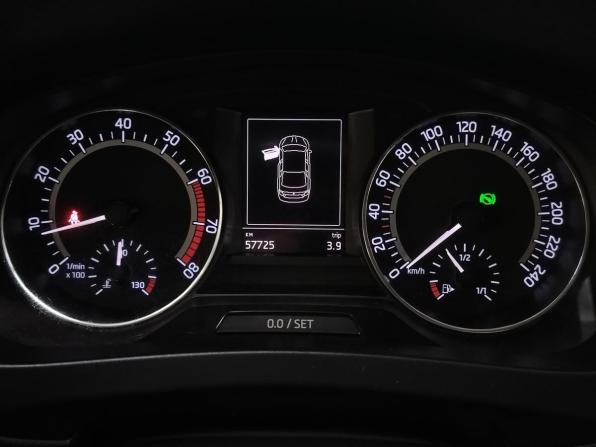 Skoda Rapid I Рестайлинг с пробегом 2019 года, цена 1 350 000 рублей, 57000 км, лифтбек, Автокод Объявления