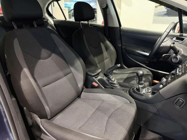 Peugeot 408 I с пробегом 2012 года, цена 449 000 рублей, 142000 км, седан, Автокод Объявления