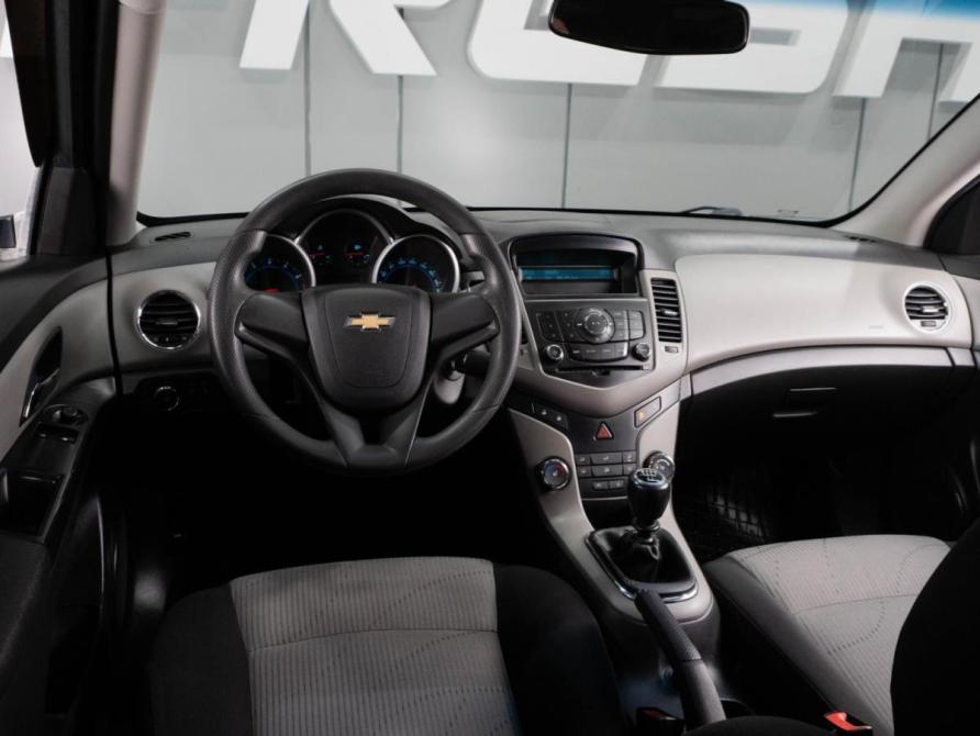 Chevrolet Cruze I Рестайлинг Тюмень  - изображение 6