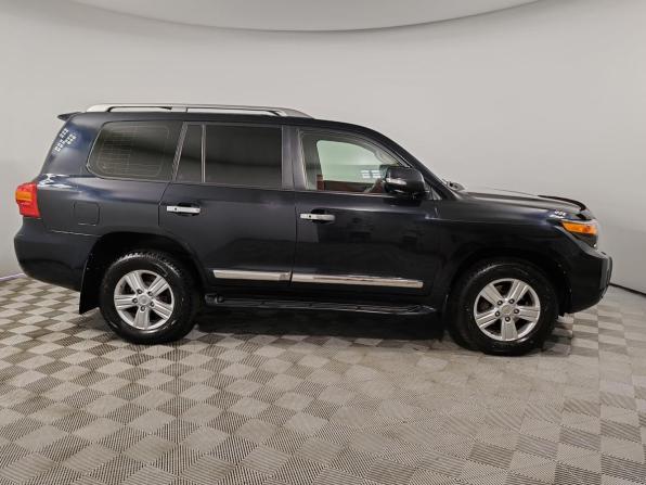 Toyota Land Cruiser 200 Series Рестайлинг 1 с пробегом 2015 года, цена 4 049 000 рублей, 204526 км, внедорожник, Автокод Объявления
