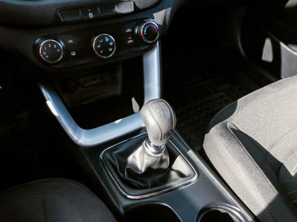 Kia Ceed II с пробегом 2012 года, цена 850 000 рублей, 180000 км, хэтчбек, Автокод Объявления