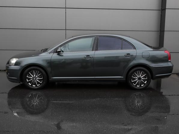 Toyota Avensis II Рестайлинг с пробегом 2006 года, цена 698 000 рублей, 302600 км, седан, Автокод Объявления