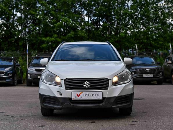 Suzuki SX4 II (S-Cross) с пробегом 2014 года, цена 880 000 рублей, 223277 км, хэтчбек, Автокод Объявления