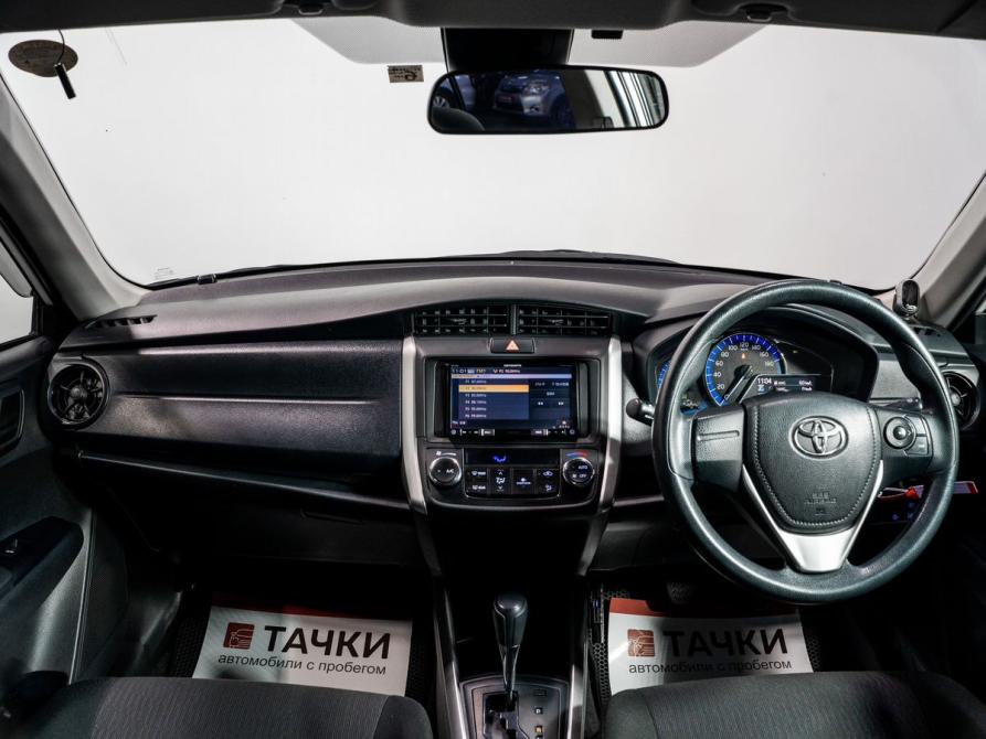 Toyota Corolla XI (E160 E170) Рестайлинг 2 Чита  - изображение 7