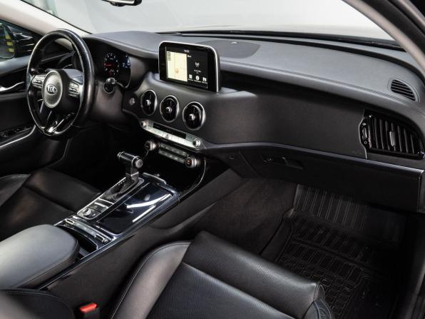 Kia Stinger I с пробегом 2018 года, цена 2 749 000 рублей, 129120 км, лифтбек, Автокод Объявления