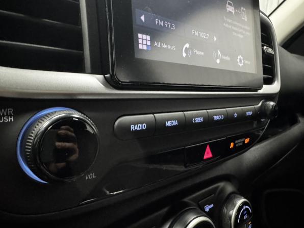 Hyundai Venue I с пробегом 2022 года, цена 2 000 000 рублей, 93968 км, внедорожник, Автокод Объявления