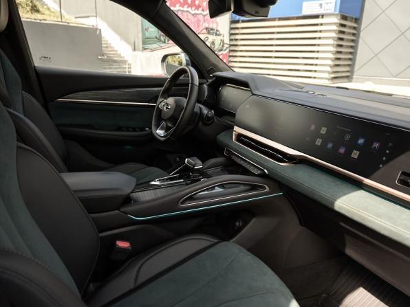 Geely Monjaro I с пробегом 2024 года, цена 3 550 000 рублей, 29298 км, внедорожник, Автокод Объявления