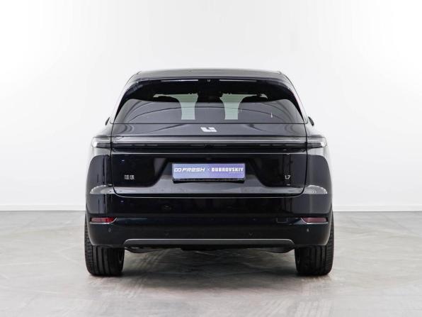 Li Auto (Lixiang) L7 I Рестайлинг с пробегом 2025 года, цена 8 399 050 рублей, 100 км, внедорожник, Автокод Объявления