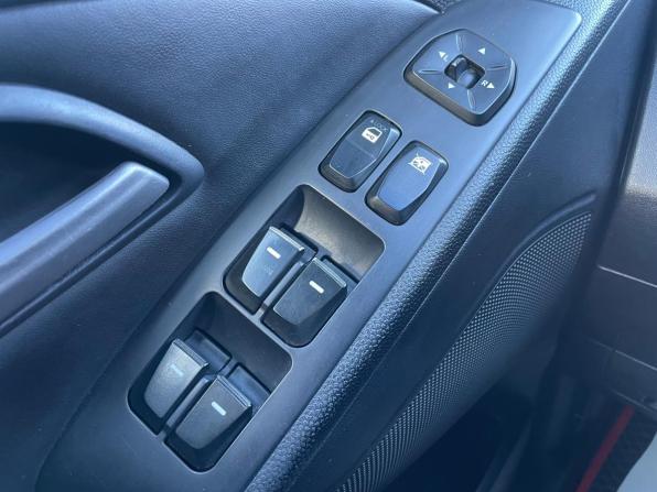 Hyundai ix35 I с пробегом 2012 года, цена 850 000 рублей, 199999 км, внедорожник, Автокод Объявления