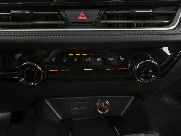 Chevrolet Monza II Рестайлинг с пробегом 2023 года, цена 1 624 000 рублей, 61393 км, седан, Автокод Объявления