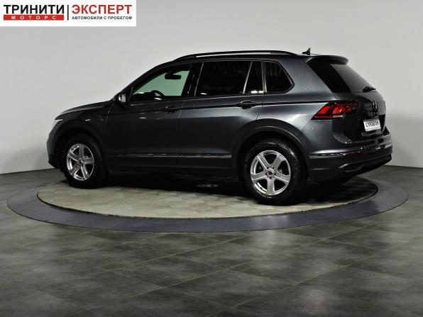 Volkswagen Tiguan II Рестайлинг с пробегом 2021 года, цена 2 847 000 рублей, 63961 км, внедорожник, Автокод Объявления