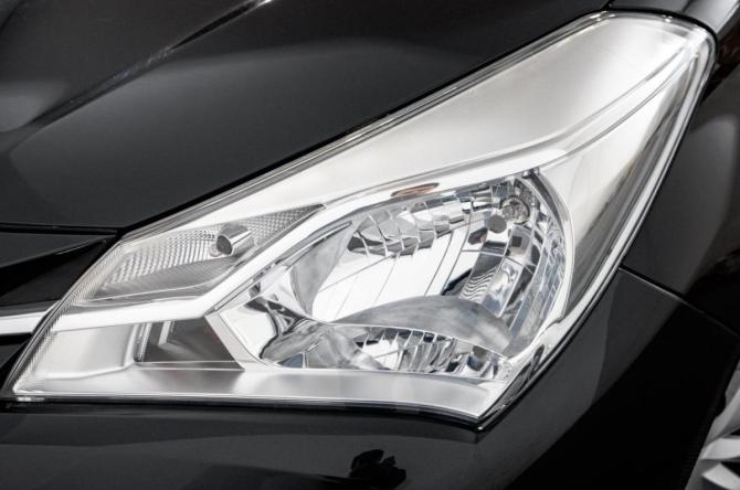 Toyota Vitz III (XP130) Рестайлинг 2 с пробегом 2018 года, цена 999 000 рублей, 73000 км, хэтчбек, Автокод Объявления