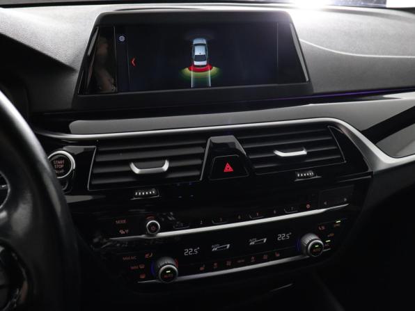 BMW 5 серии VII (G30/G31/G38) с пробегом 2018 года, цена 3 477 000 рублей, 86363 км, седан, Автокод Объявления