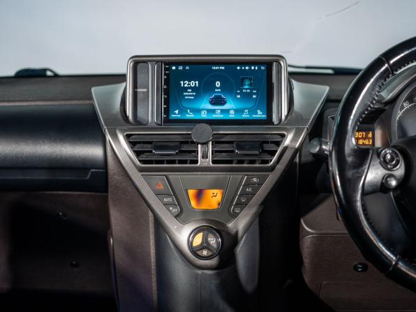 Toyota iQ с пробегом 2008 года, цена 600 000 рублей, 118463 км, хэтчбек, Автокод Объявления