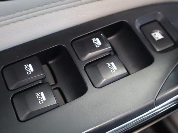 Kia Ceed II с пробегом 2012 года, цена 1 139 000 рублей, 132150 км, хэтчбек, Автокод Объявления