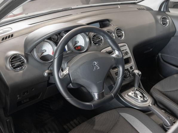 Peugeot 408 I с пробегом 2014 года, цена 602 600 рублей, 211308 км, седан, Автокод Объявления