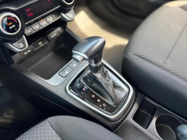 Kia Rio IV Рестайлинг с пробегом 2021 года, цена 1 540 000 рублей, 130247 км, седан, Автокод Объявления
