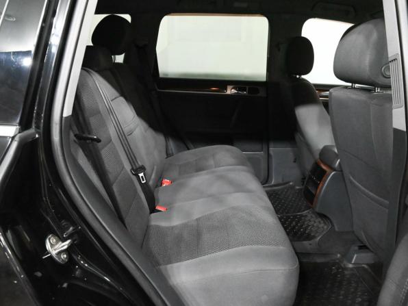 Volkswagen Touareg I Рестайлинг с пробегом 2007 года, цена 1 250 000 рублей, 264793 км, внедорожник, Автокод Объявления