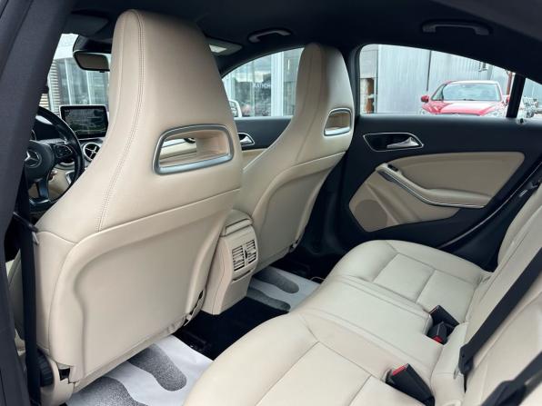 Mercedes-Benz CLA I (C117 X117) с пробегом 2015 года, цена 1 890 000 рублей, 95035 км, седан, Автокод Объявления