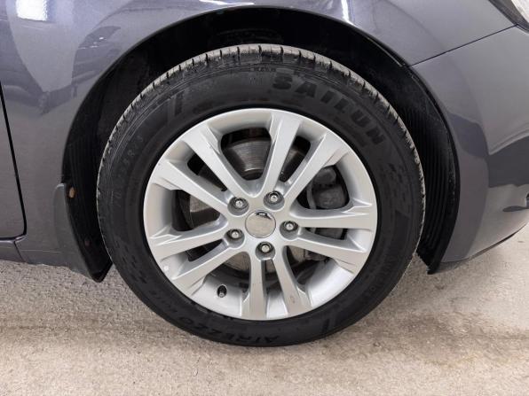 Kia Ceed II с пробегом 2014 года, цена 1 194 000 рублей, 93400 км, хэтчбек, Автокод Объявления