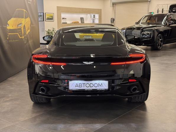 Aston Martin DB11 I с пробегом 2017 года, цена 18 200 000 рублей, 5188 км, купе, Автокод Объявления