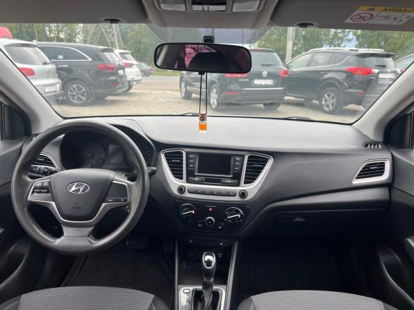 Hyundai Solaris II с пробегом 2019 года, цена 1 400 000 рублей, 143030 км, седан, Автокод Объявления