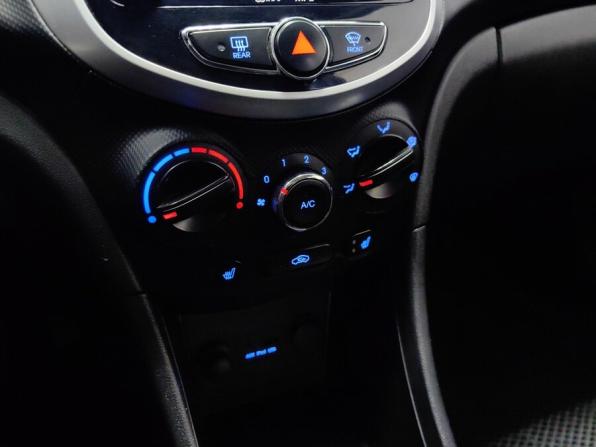 Hyundai Solaris I с пробегом 2011 года, цена 469 000 рублей, 204144 км, хэтчбек, Автокод Объявления
