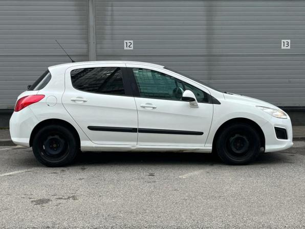 Peugeot 308 I Рестайлинг с пробегом 2011 года, цена 409 000 рублей, 134791 км, хэтчбек, Автокод Объявления