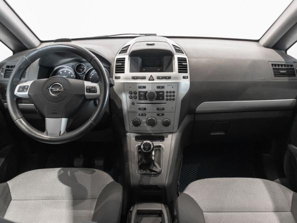 Opel Zafira B Рестайлинг с пробегом 2013 года, цена 718 000 рублей, 249703 км, компактвэн, Автокод Объявления