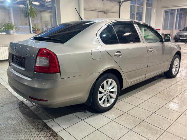Skoda Octavia II (A5) Рестайлинг с пробегом 2013 года, цена 829 000 рублей, 254120 км, лифтбек, Автокод Объявления