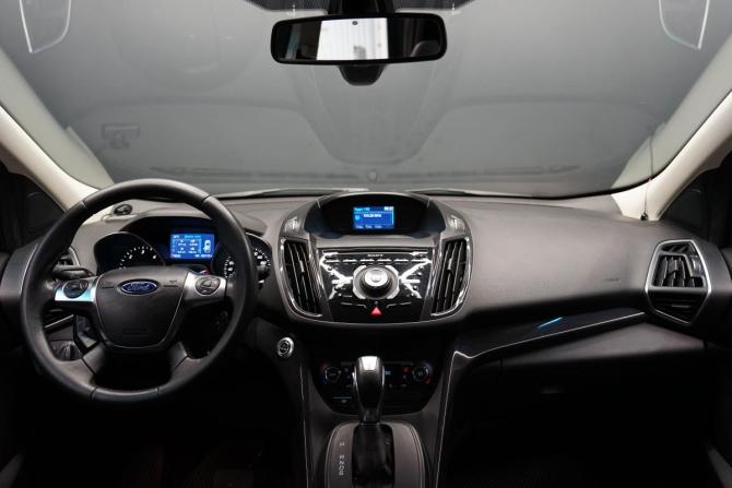 Ford Kuga II с пробегом 2013 года, цена 1 199 000 рублей, 260000 км, внедорожник, Автокод Объявления