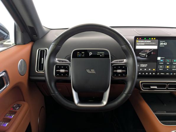 Li Auto (Lixiang) L9 I с пробегом 2023 года, цена 6 900 000 рублей, 21556 км, внедорожник, Автокод Объявления