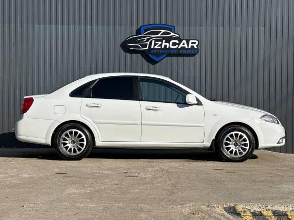 Daewoo Gentra II с пробегом 2013 года, цена 439 000 рублей, 184000 км, седан, Автокод Объявления