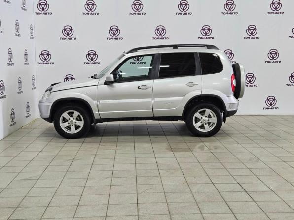 Chevrolet Niva I Рестайлинг с пробегом 2013 года, цена 388 000 рублей, 268490 км, внедорожник, Автокод Объявления