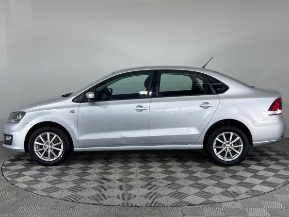 Volkswagen Polo V Рестайлинг с пробегом 2016 года, цена 1 065 000 рублей, 103032 км, седан, Автокод Объявления