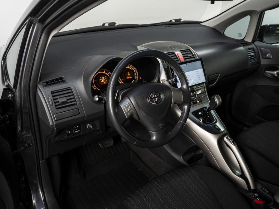 Toyota Auris I Тюмень  - изображение 10