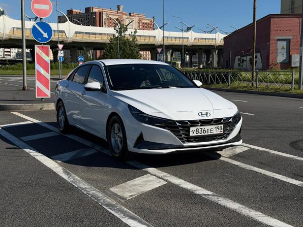 Hyundai Avante VII с пробегом 2021 года, цена 1 849 000 рублей, 42000 км, седан, Автокод Объявления