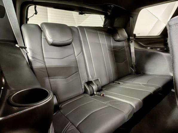 Cadillac Escalade IV с пробегом 2017 года, цена 4 760 000 рублей, 124107 км, внедорожник, Автокод Объявления