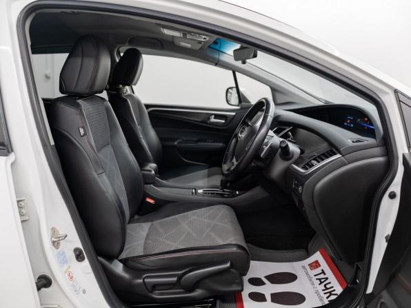 Honda Jade I с пробегом 2015 года, цена 1 349 000 рублей, 145632 км, компактвэн, Автокод Объявления