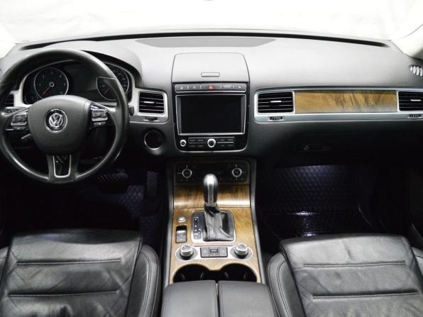 Volkswagen Touareg II Рестайлинг с пробегом 2016 года, цена 2 750 000 рублей, 235000 км, внедорожник, Автокод Объявления