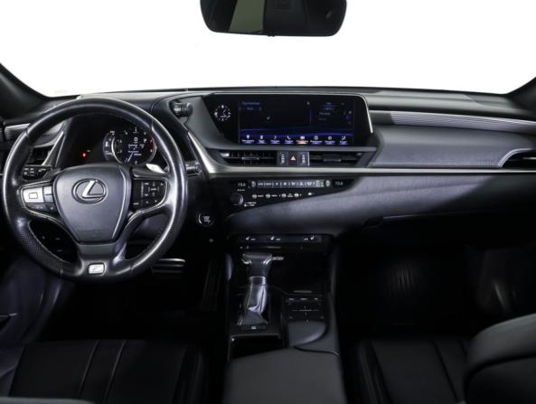Lexus ES VII с пробегом 2018 года, цена 3 390 000 рублей, 147853 км, седан, Автокод Объявления
