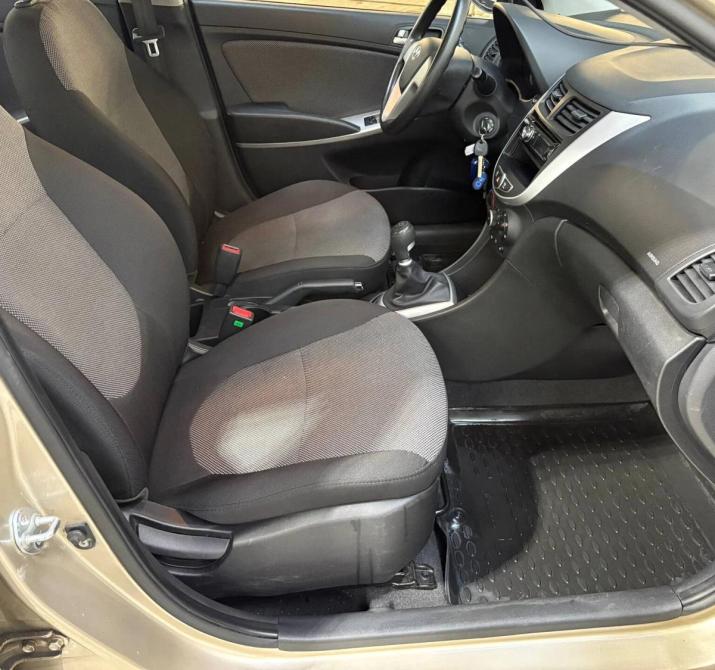 Hyundai Solaris I Санкт-Петербург  - изображение 20