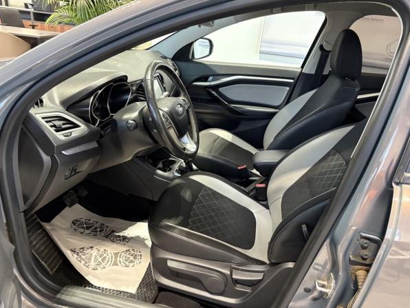 Lada (ВАЗ) Vesta I с пробегом 2019 года, цена 1 064 000 рублей, 131805 км, универсал, Автокод Объявления