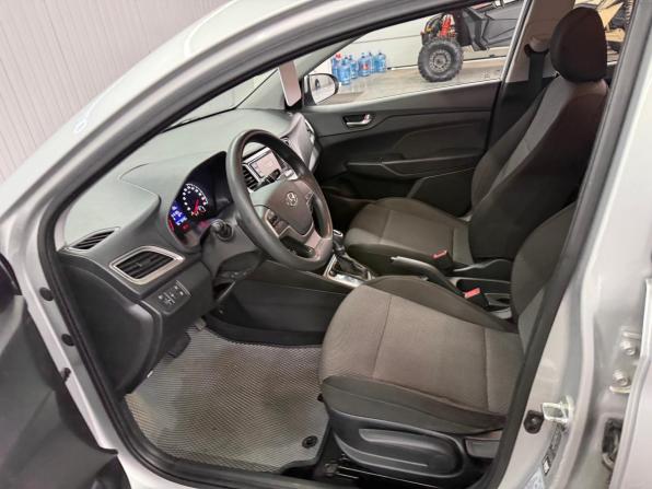 Hyundai Solaris II с пробегом 2019 года, цена 1 497 000 рублей, 124681 км, седан, Автокод Объявления