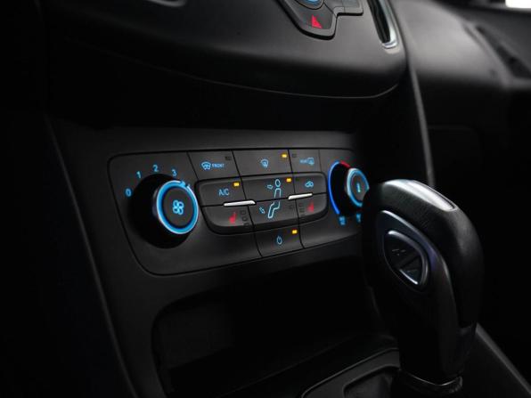 Ford Focus III Рестайлинг с пробегом 2016 года, цена 919 700 рублей, 127725 км, универсал, Автокод Объявления