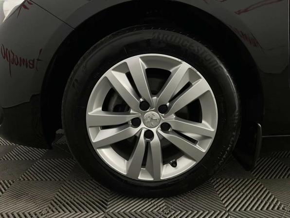 Peugeot 308 II Рестайлинг с пробегом 2019 года, цена 1 250 000 рублей, 161266 км, универсал, Автокод Объявления
