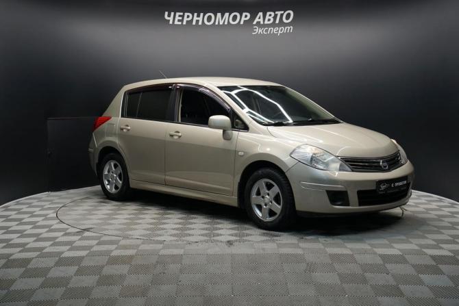Nissan Tiida I Рестайлинг с пробегом 2011 года, цена 785 000 рублей, 225000 км, хэтчбек, Автокод Объявления