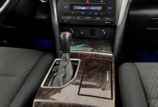 Toyota Camry VII (XV50) Рестайлинг с пробегом 2015 года, цена 1 899 000 рублей, 196765 км, седан, Автокод Объявления