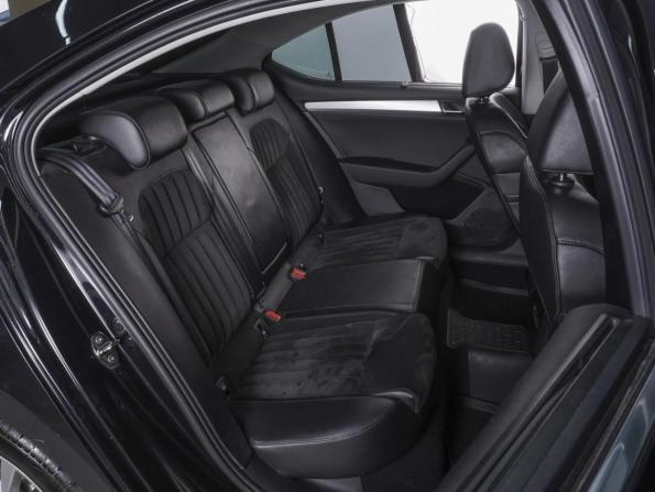 Skoda Superb III с пробегом 2015 года, цена 1 780 000 рублей, 159199 км, лифтбек, Автокод Объявления